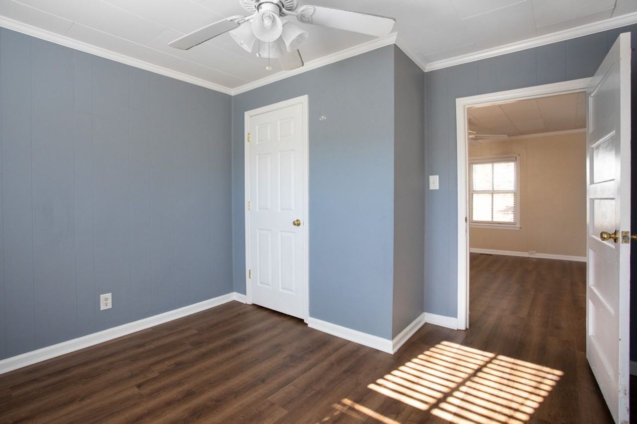 106 Murray St - Photo 6 of 15