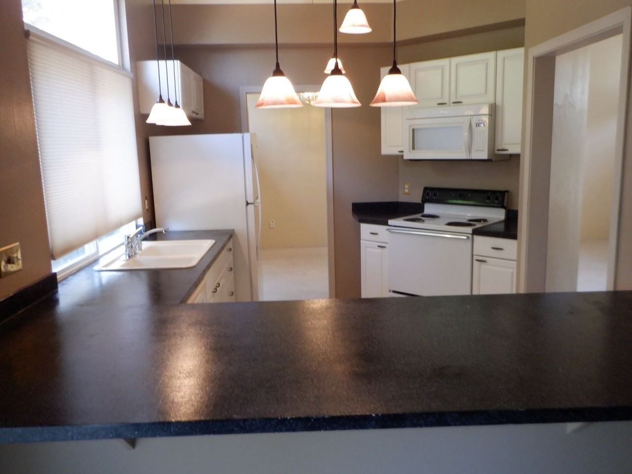 5610 Mount Baker St Se - Photo 6 of 13