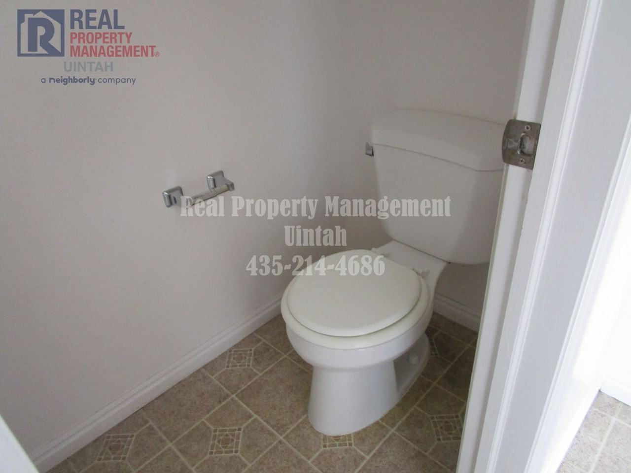 359 E 1220 S - Photo 5 of 9