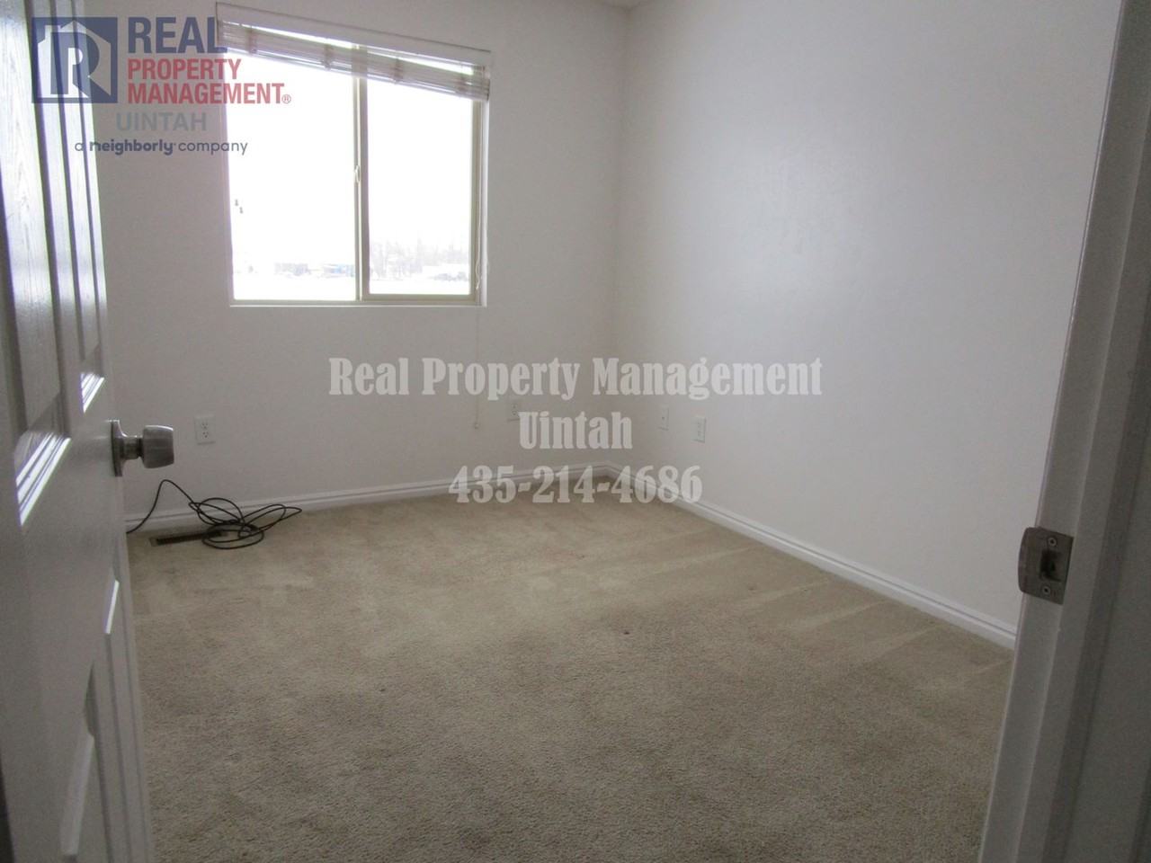 359 E 1220 S - Photo 6 of 9