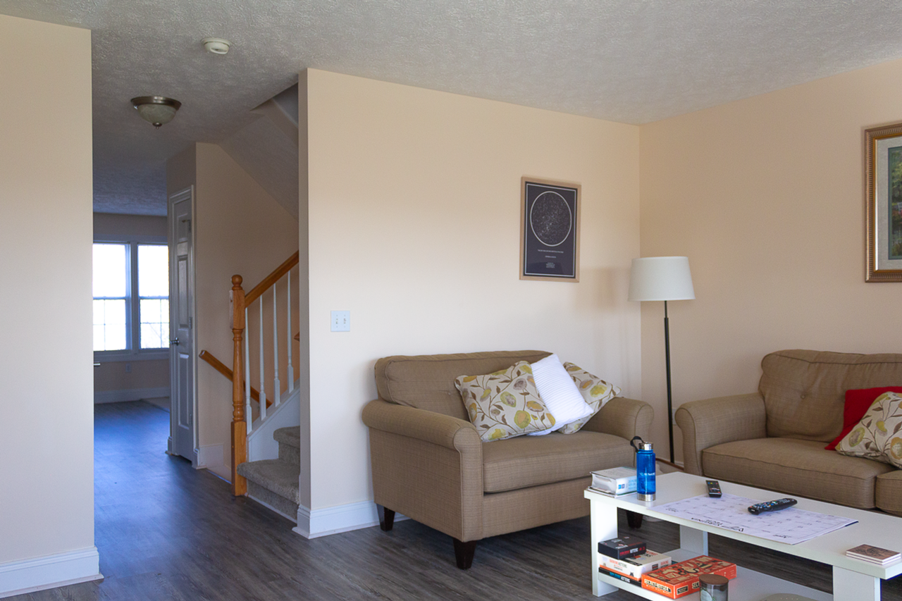 130 Kitty Ln - Photo 2 of 10