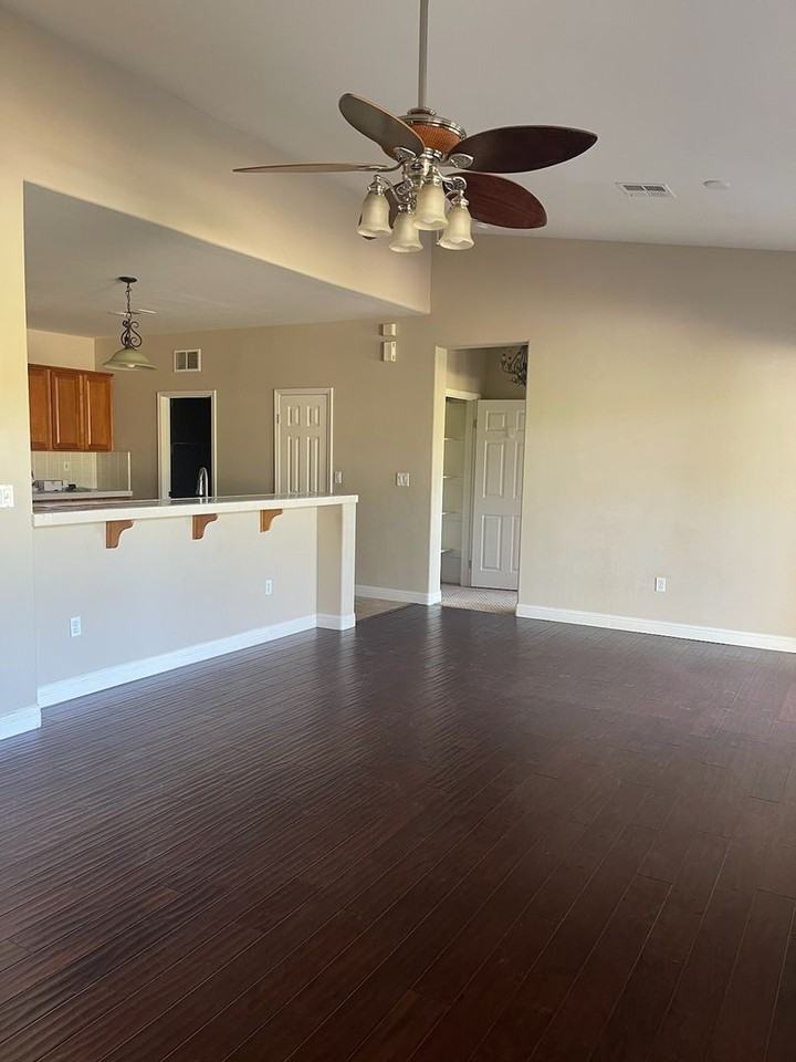 11916 Grecian Laurel Dr - Photo 4 of 20