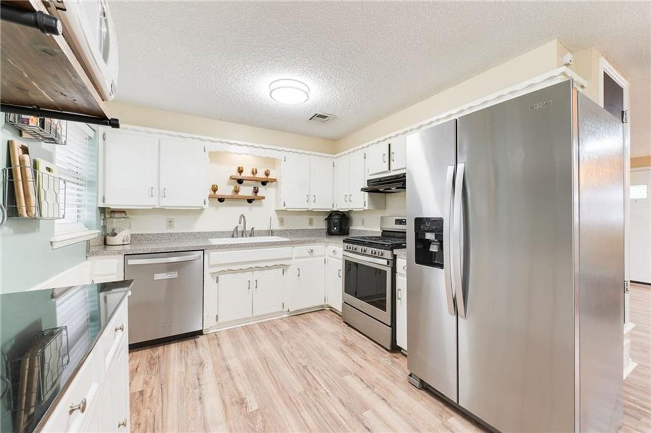 3712 N Markwell Ave - Photo 5 of 30