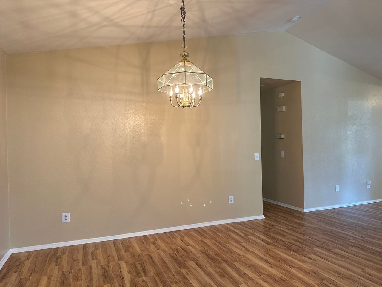 36827 Auburn Ct - Photo 6 of 13