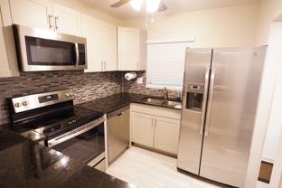 3000 E Sunrise Lakes Dr - Photo 1 of 1