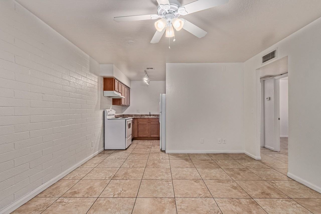 Garden-Style Living in Arcadia Lite | Move-In Specials Available - Photo 7 of 47