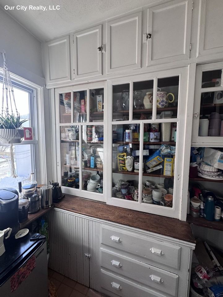 Aberdeen Rd #2 - Photo 7 of 21