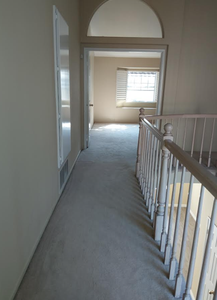 10 Landmark Pl - Photo 7 of 24