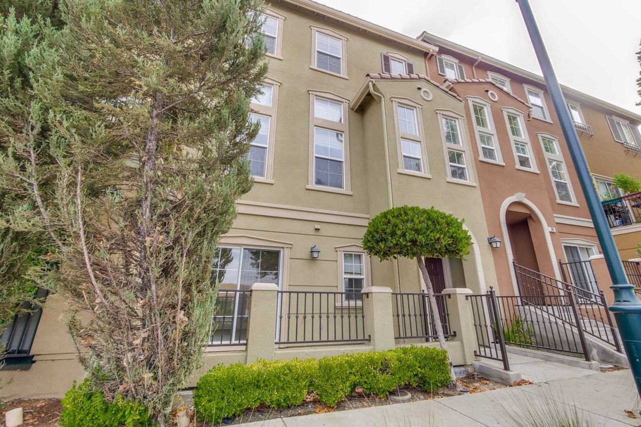 743 Batista Dr - Photo 7 of 50