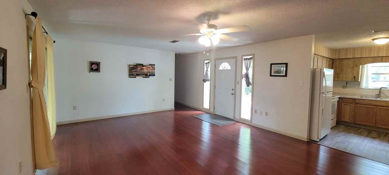 4243 Nw 20th Ter - Photo 7 of 32