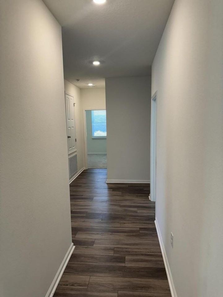 4062 Blue Hillside Ln - Photo 7 of 30