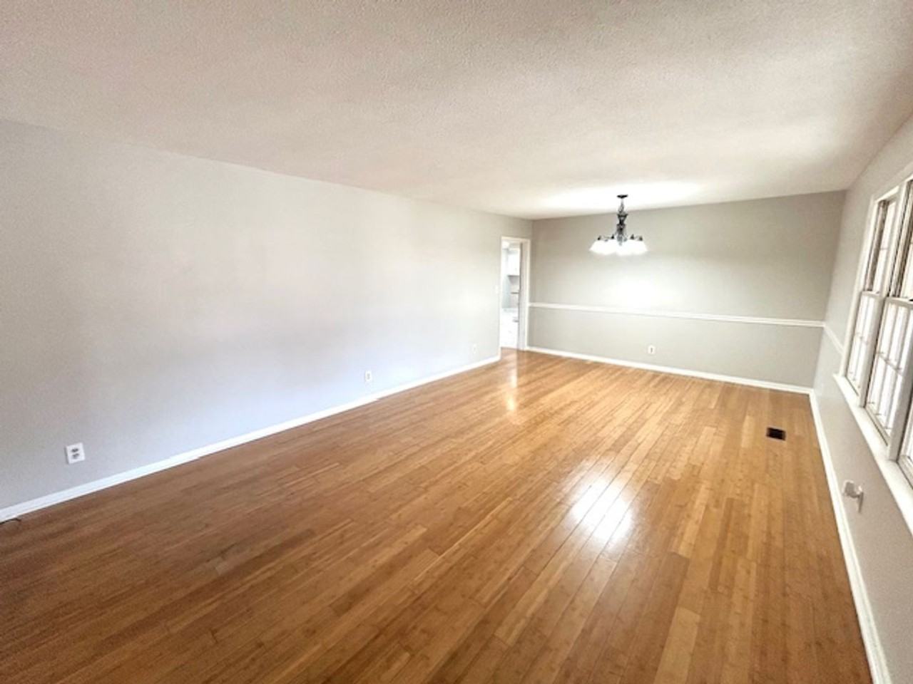 1929 Woodmead St Sw - Photo 3 of 24