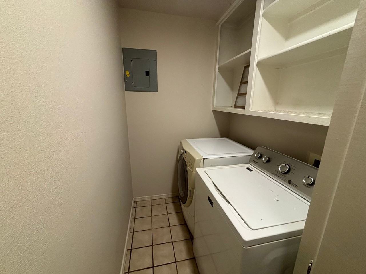 1200 S El Paso Ave - Photo 7 of 8