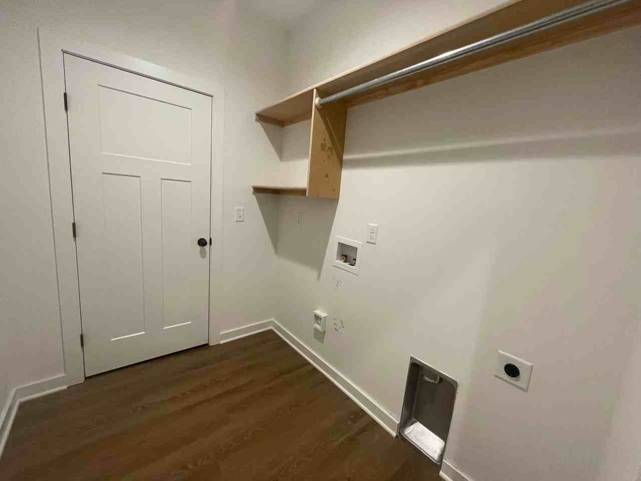 E 11th St N - Photo 6 of 21