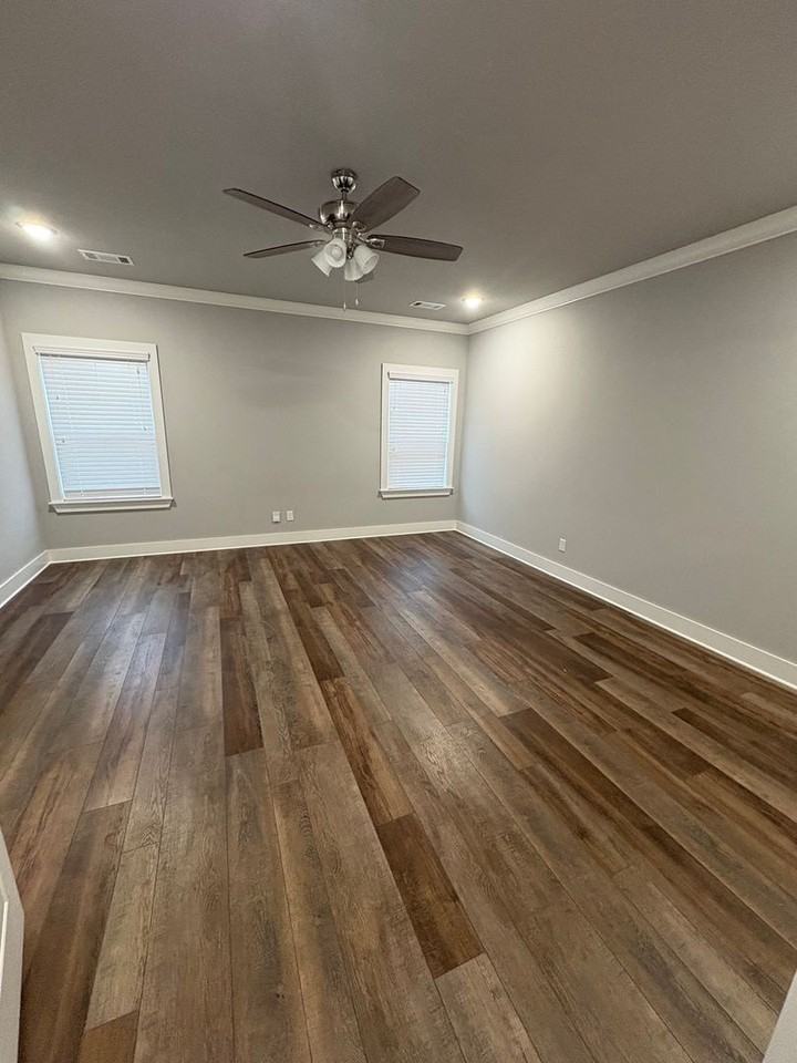 3211 Sw Warberry Ave - Photo 7 of 17