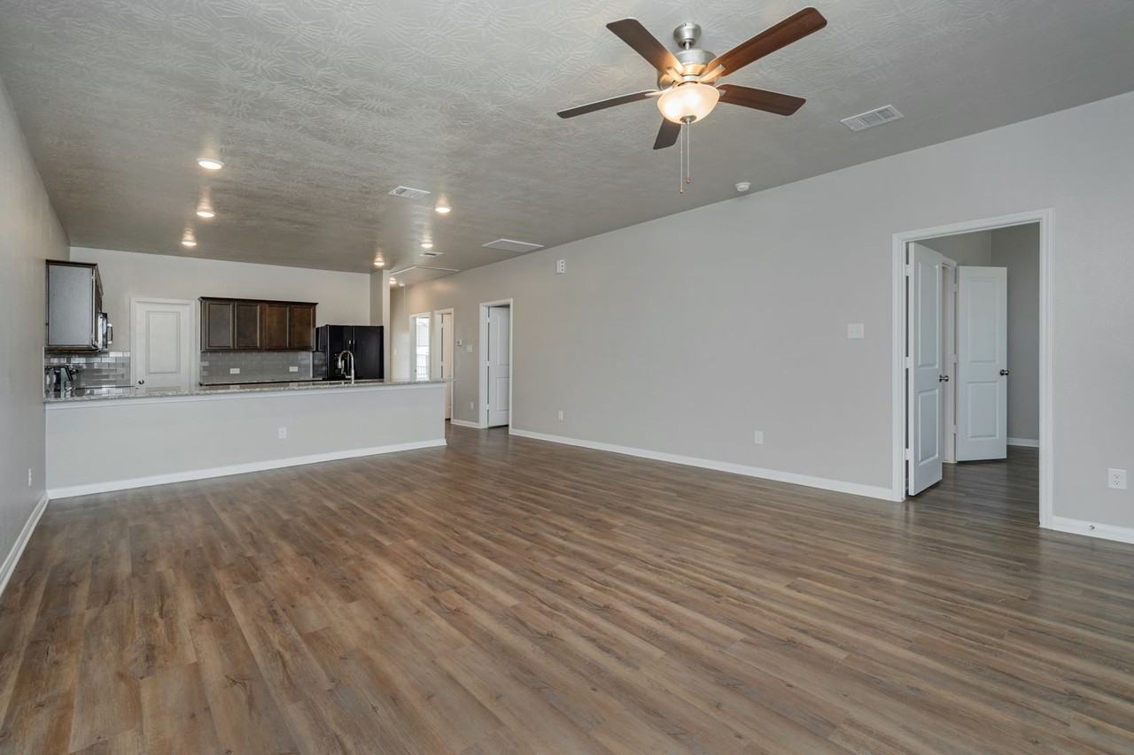 2011 Vintage Farms Way #1 - Photo 4 of 41