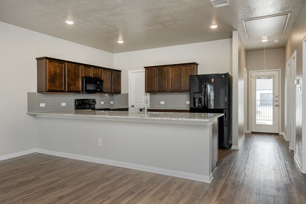 2011 Vintage Farms Way #1 - Photo 7 of 41