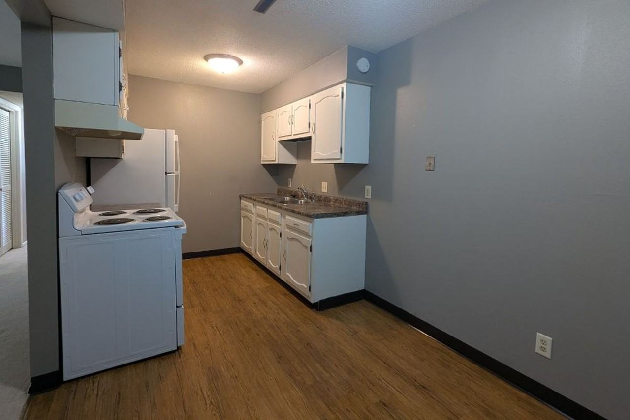 Midland Apartments: 3748 W 9th - Photo 4 of 9