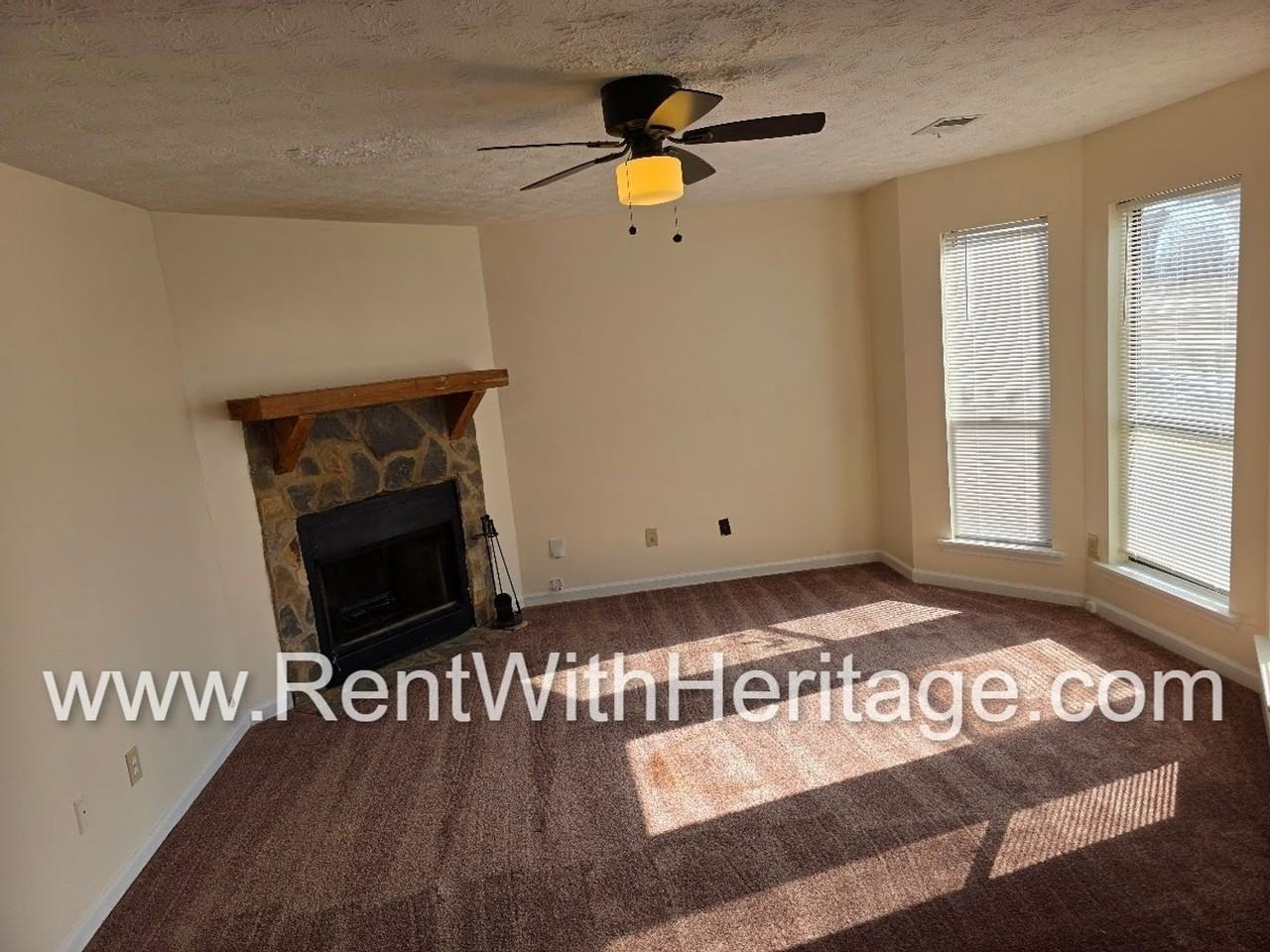 3616 Hopkins Ct - Photo 5 of 37