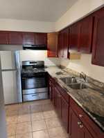 featured image of 13034 Honore St