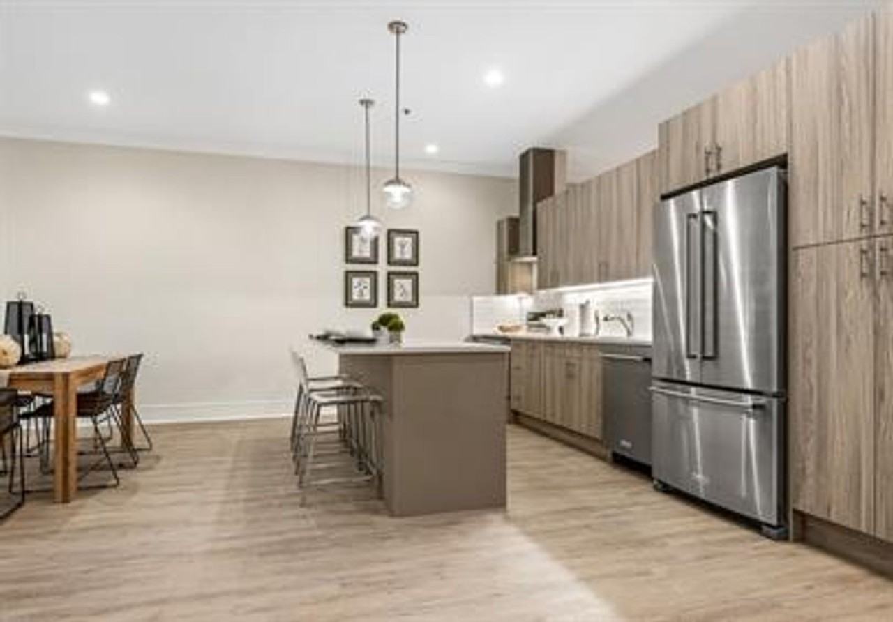 835 Lake Street - Photo 6 of 35