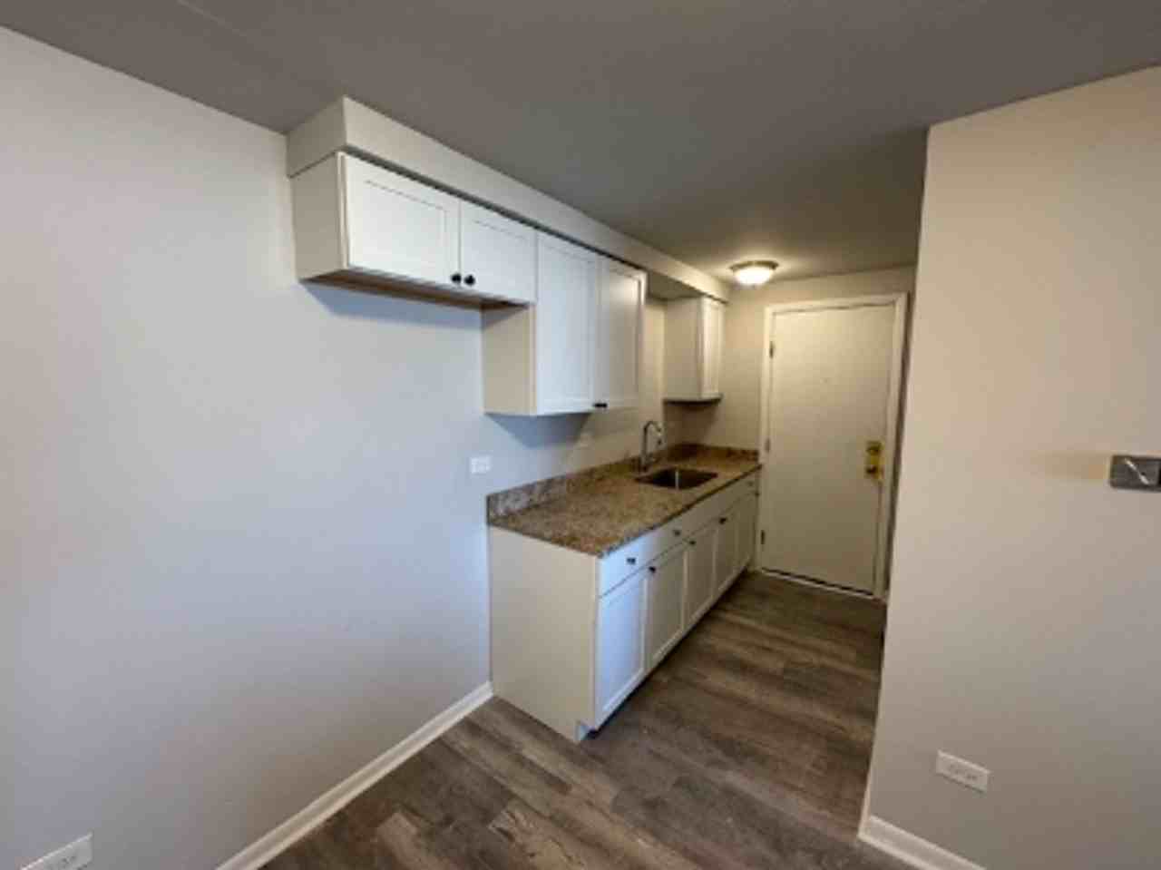 1908-16 Vermont Avenue - Photo 2 of 19