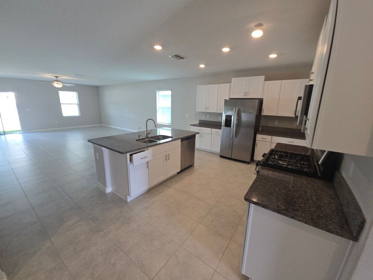 10366 Scarlett Skimmer Dr - Photo 6 of 34