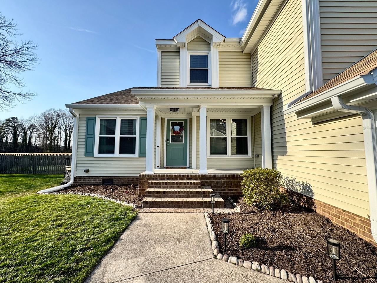 1100 Fenton Quay - Photo 5 of 50