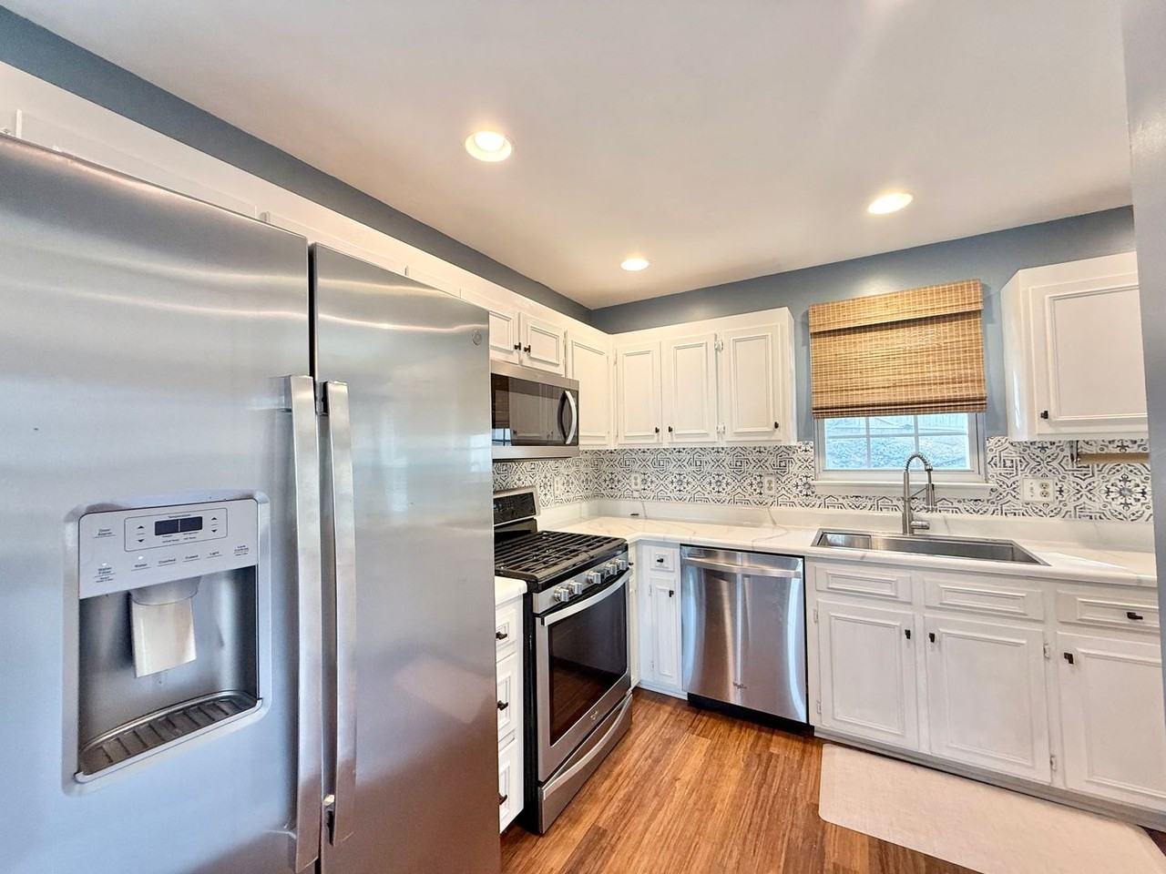 4633 Timberhurst Dr - Photo 5 of 29