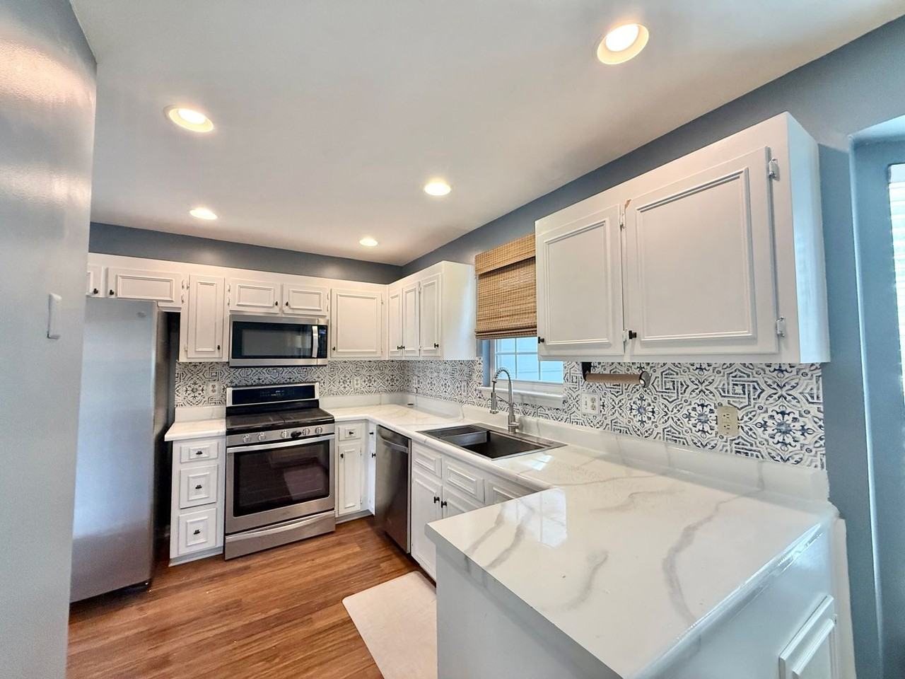 4633 Timberhurst Dr - Photo 6 of 29