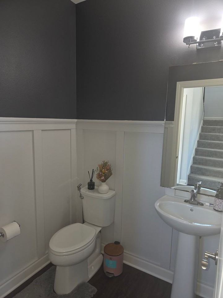 W240N5649 Holly Ct - Photo 6 of 36