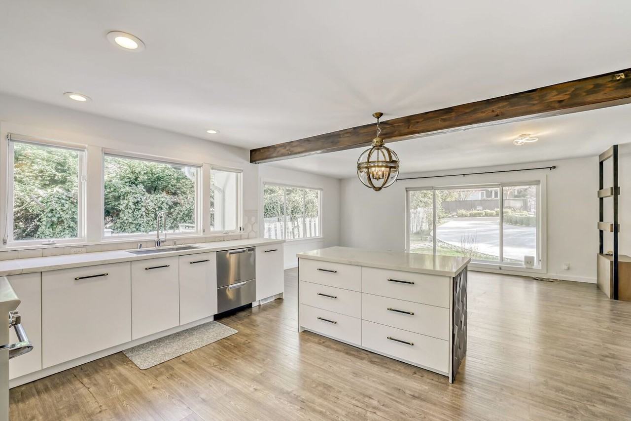 3847 94th Ave Ne - Photo 6 of 18