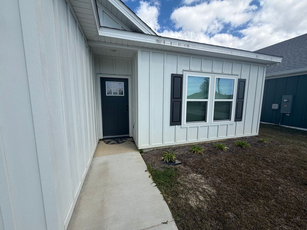 1303 Louisiana Ave - Photo 2 of 26