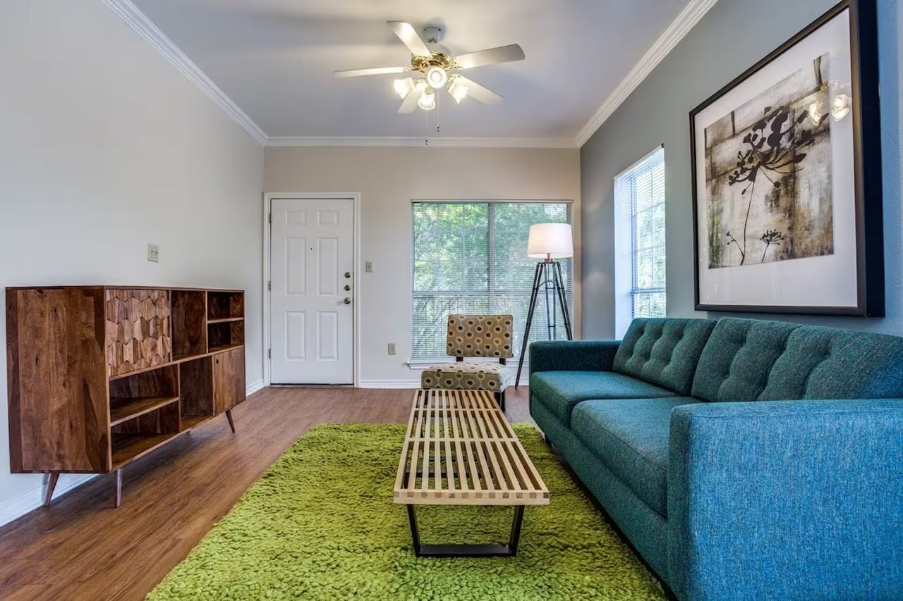 Eastwood Apartments - Photo 5 of 50