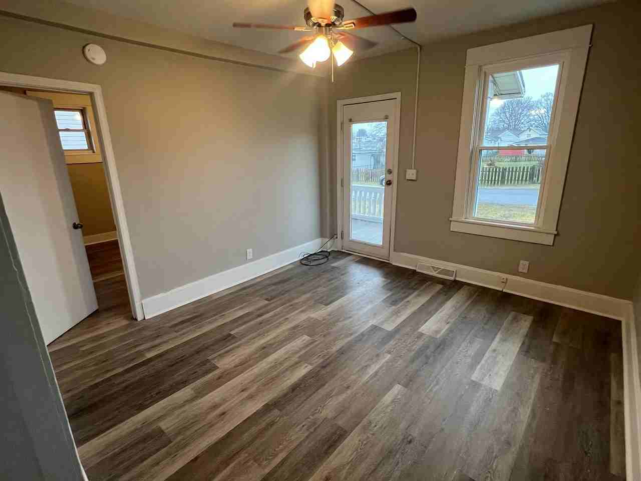 498 Allston Ave - Photo 3 of 11