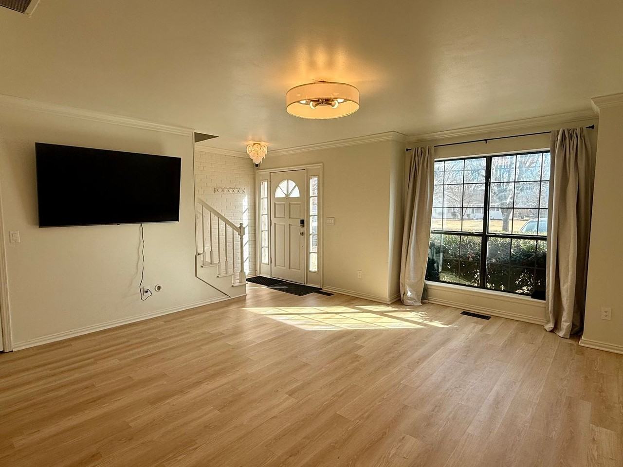 3035 W Wilshire Blvd - Photo 2 of 14