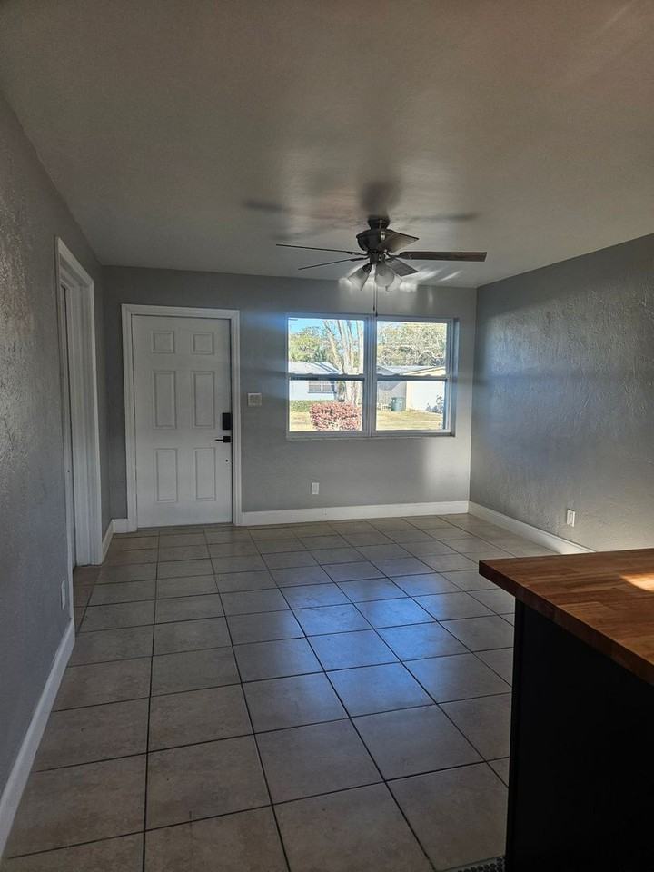 838 Lewis Dr - Photo 4 of 46