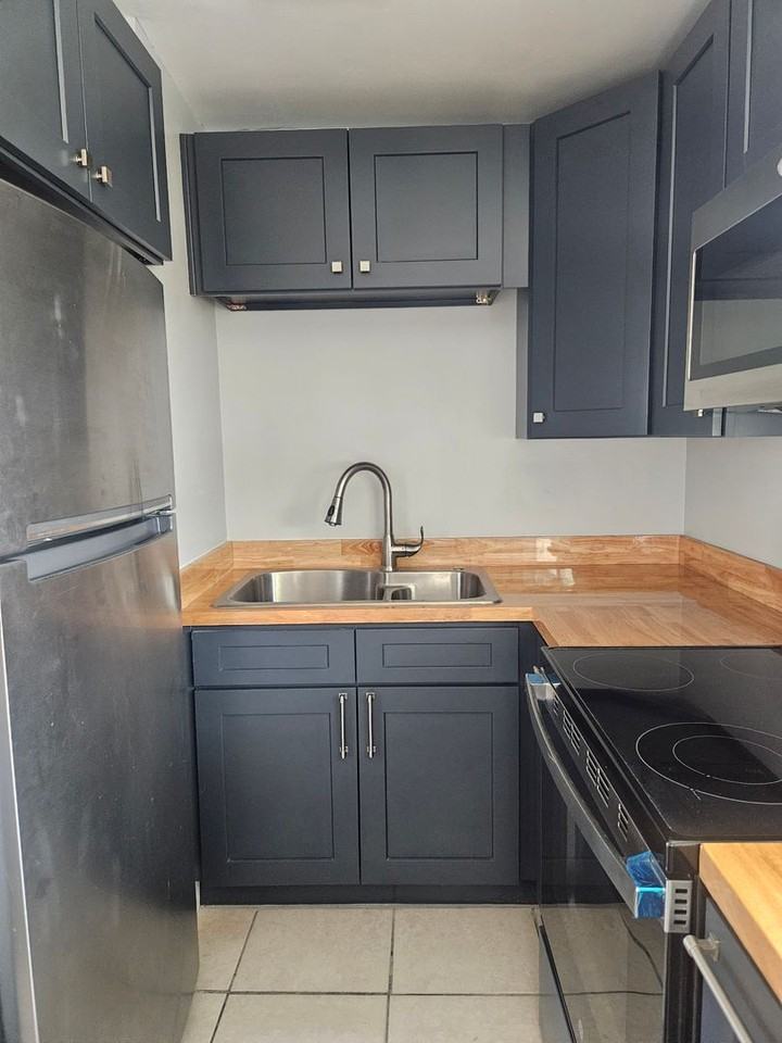 838 Lewis Dr - Photo 7 of 46