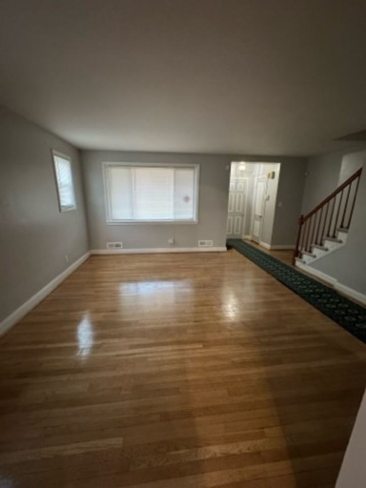 4007 Bancroft Rd - Photo 3 of 26