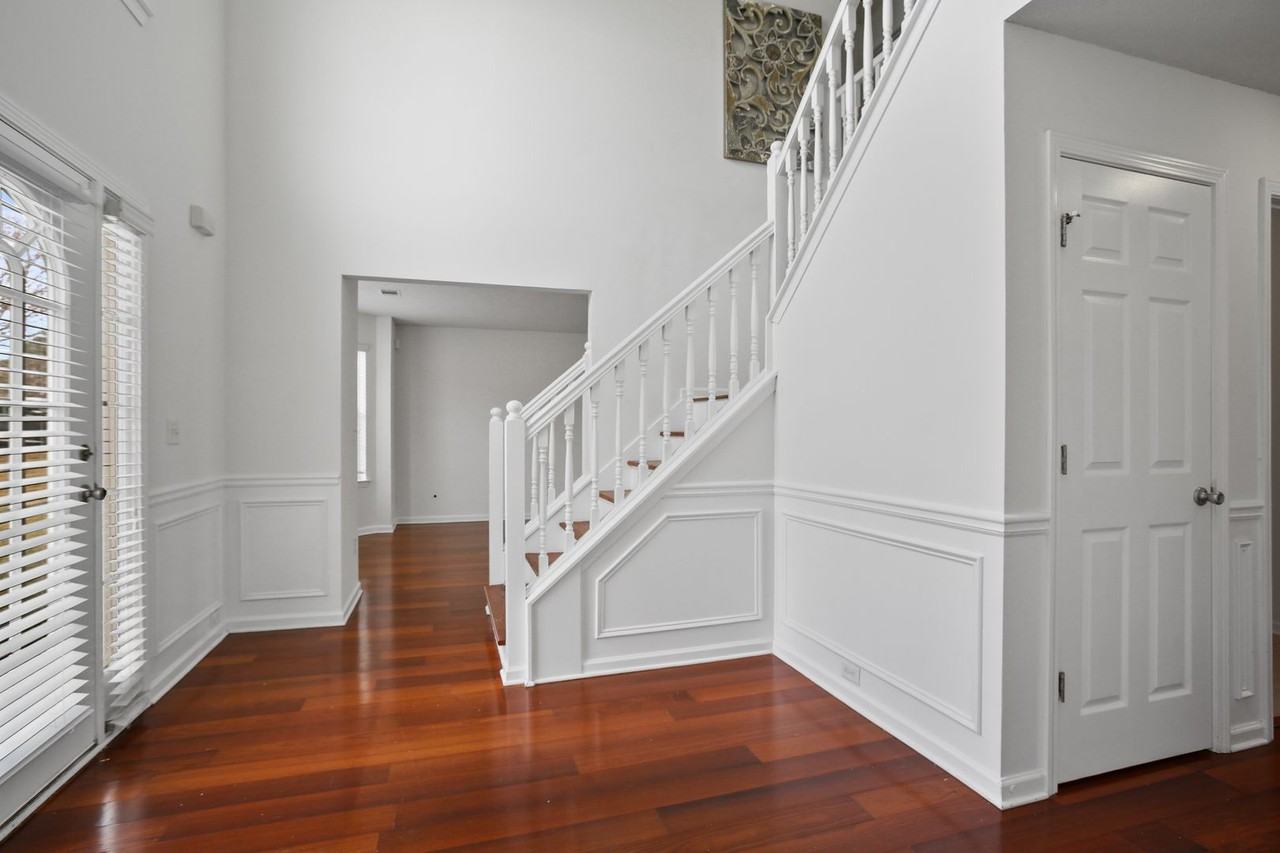 197 Kyndal Dr - Photo 5 of 22