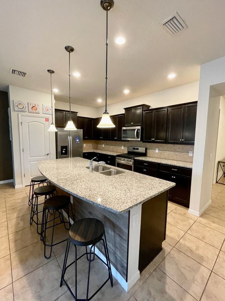 4574 Terrasonesta Dr - Photo 7 of 35