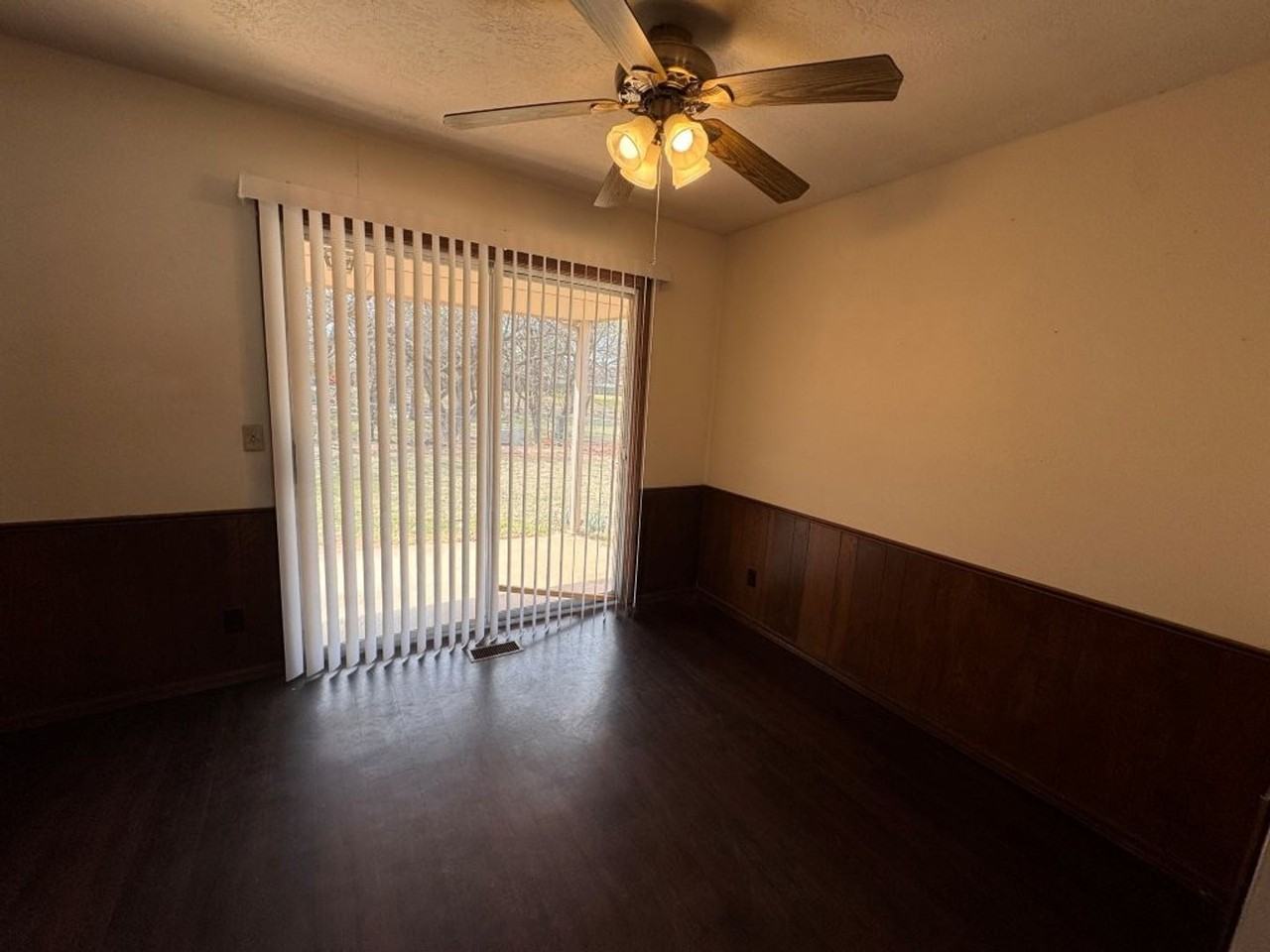 1920 Rolling Stone Dr - Photo 4 of 19