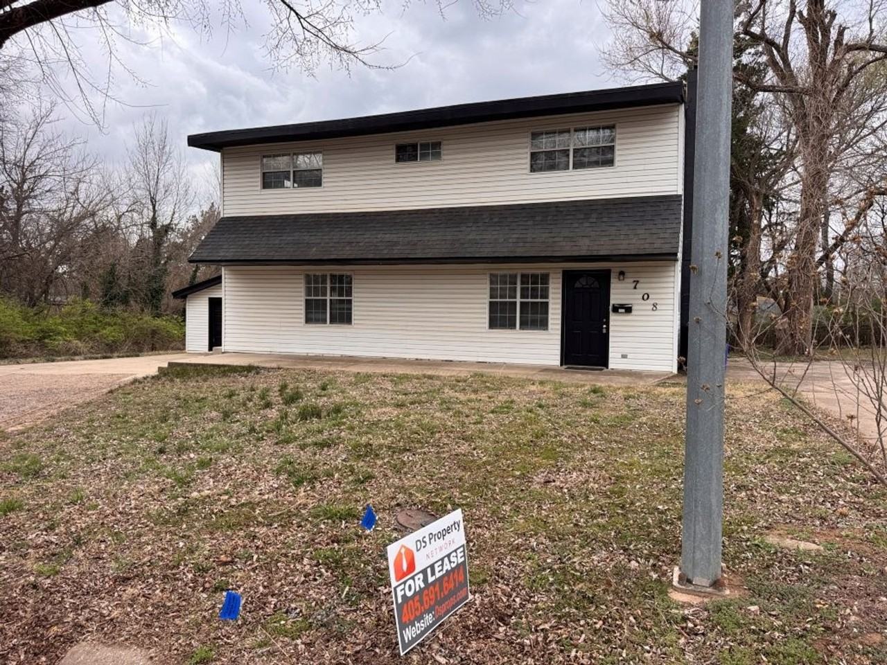 708 Tollie Dr - Photo 2 of 20