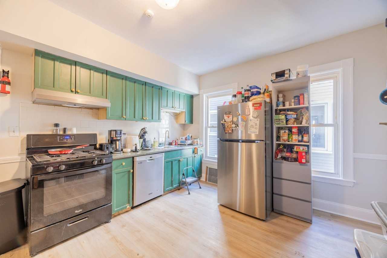 30 Brainerd Rd - Photo 2 of 11