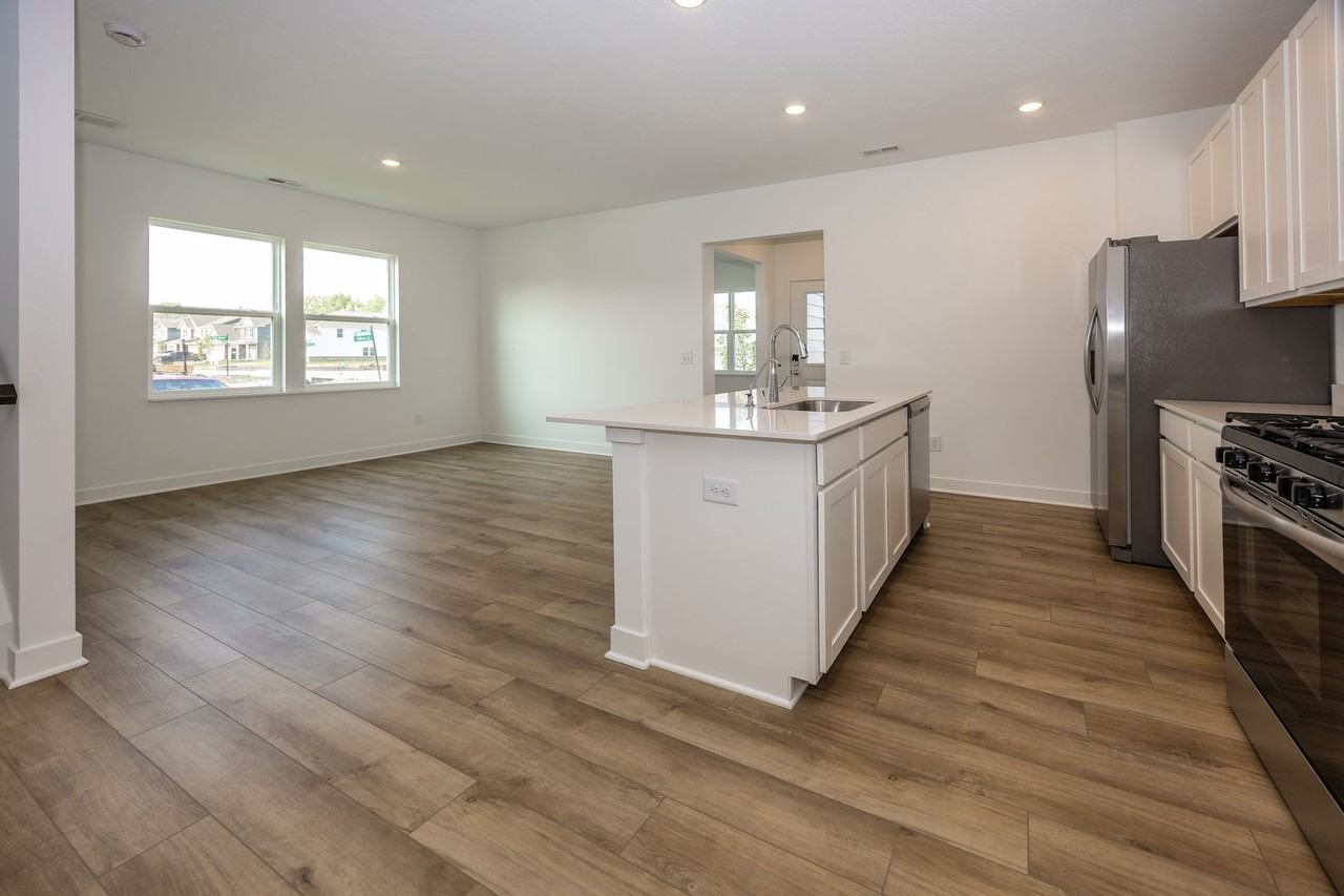 17273 Wellburn Dr - Photo 6 of 21