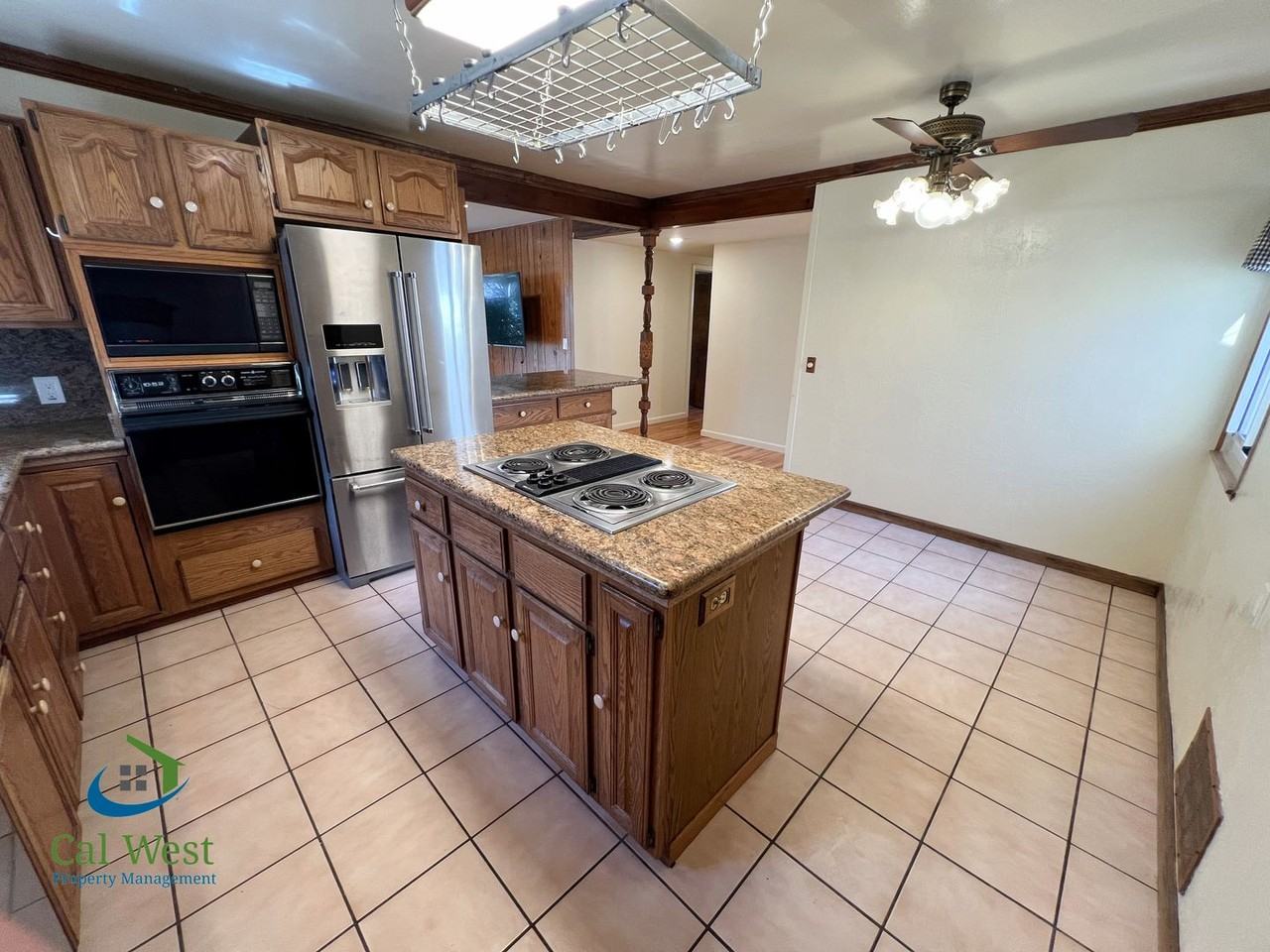 833 Laurie Ave - Photo 6 of 22