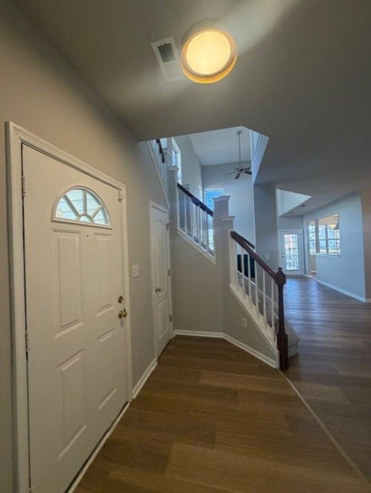 2029 Augusta Ct - Photo 2 of 34