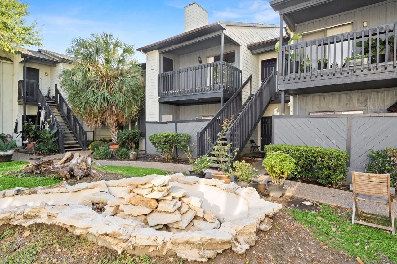 9009 Richmond Ave #111 - Photo 2 of 22