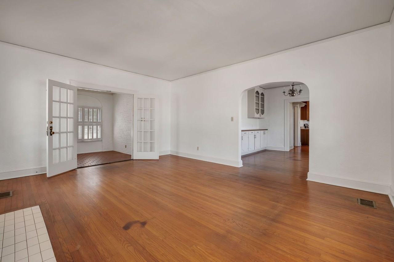 500 N Meridian St - Photo 6 of 23