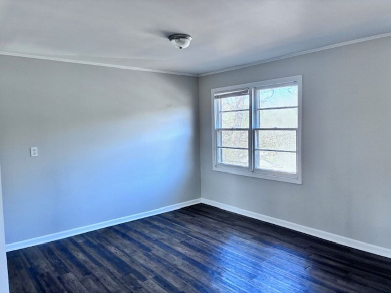 70 Lakeside Dr - Photo 3 of 18